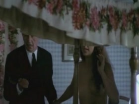 Jenny Llada in Requiem por un empleado (1978) 15