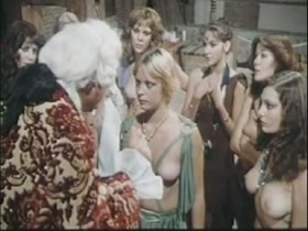 Adriana Vega Lingerie , Explicit In Historia de 'S' (1979) 17