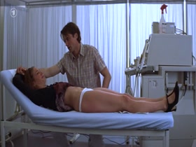 Marie Baumer in Der Alte Affe Angst (2003) 17