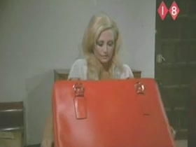 Diana Sorel in La llamada del vampiro (1972) 6