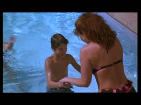 Neus Asensi in Chechu y familia (1992) 12