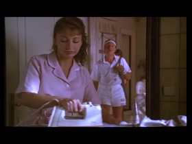 Neus Asensi in Chechu y familia (1992) 4