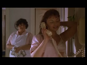 Neus Asensi in Chechu y familia (1992) 5
