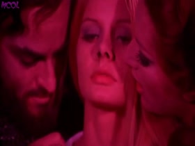 Helga Line in Il Terrore Sorge dalla Tomba (1973)