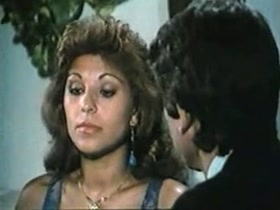 Jenny Llada in Que vienen los socialistas (1982) 15