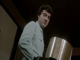 Jenny Llada, Beatriz Escudero in El currante (1983) 12