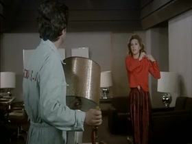 Jenny Llada, Beatriz Escudero in El currante (1983) 13