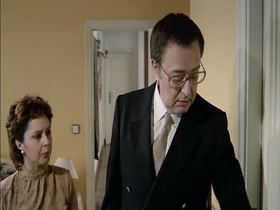 Jenny Llada, Beatriz Escudero in El currante (1983) 6