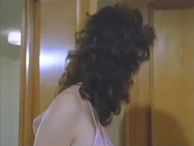 Nadine Rochet in Caray con el divorcio (1982) 15