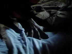 Emma Suárez in Contra el viento (1990) 5