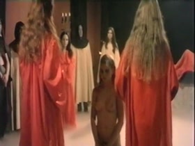 Jenny Llada in Inquisicion (1976) 20