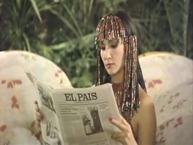 Isabel Luque in Y al tercer año, resucito (1980) 7