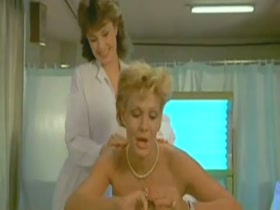 Rosa Valenty in El recomendado (1985) 1