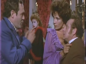 Azucena Hernandez in La Momia nacional (1981) 9