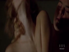 Gaia Bermani Amaral in I giorni dell'abbandono (2005) 13