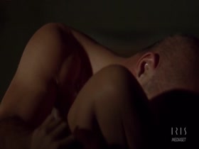 Gaia Bermani Amaral in I giorni dell'abbandono (2005) 18
