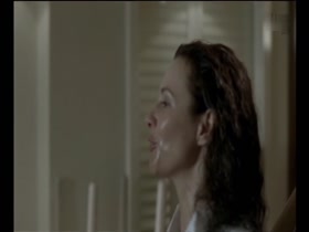 Valeria Cavalli in Le Grand Patron 10