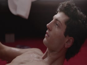 Deca na sonceto nude scenes (2014) 18