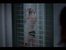 Caroline Delaunay in Hard s3e1 6