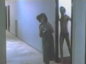 Maria Luisa San Jose in Mas fina que las gallinas (1977) 2