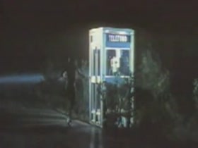 Maria Luisa San Jose in Mas fina que las gallinas (1977) 5