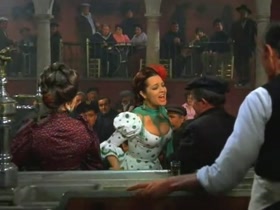 Sara Montiel in La mujer perdida (1966) 10