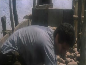 Victoria Vera in Las pícaras.La hija de Celestina (1983) 20