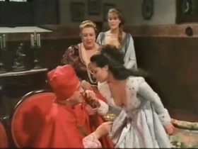Azucena Hernandez in Cuando Almanzor perdio el tambor (1984) 5
