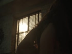 Emmy Rossum in Shameless S05E12 11