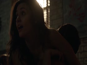 Emmy Rossum in Shameless S05E12 14