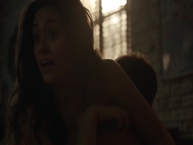 Emmy Rossum in Shameless S05E12 17