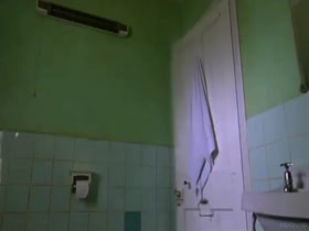Anna Friel nude, Bathtub scene in Watermelon 20