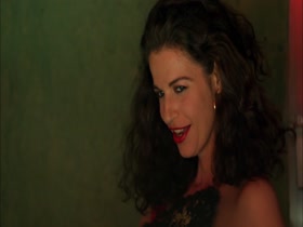 Anna Galiena in Jamon, Jamon (1992) 16