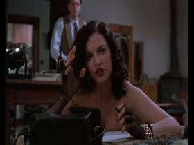 Anna Galiena in Jours tranquilles a Clichy (1990) 12