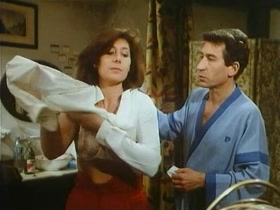Esperanza Roy in A la palida luz de la luna (1985) 20