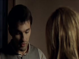 Emma Suárez in La ciudad de los prodigios (1999) 3