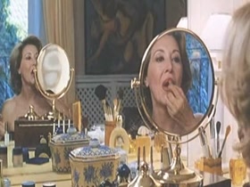 Concha Velasco in Jaque a la dama (1979) 1