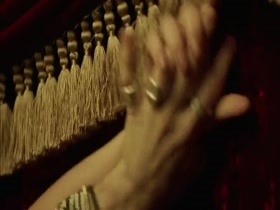 Billie Piper in Penny Dreadful S01E02 15