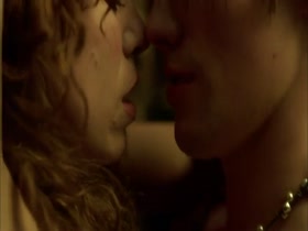 Billie Piper in Penny Dreadful S01E02 16