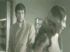 Barbara Rey in La muerte ronda a Monica (1976) 8