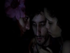 Claudia Muniz, Olivia Manrufo in Jirafas (2013) 15
