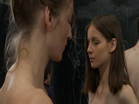 Patricia Chraskova in A l'est de moi (2008) 20