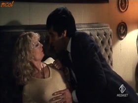 Josele Roman in La Supplente Va in Citta (1979) 2