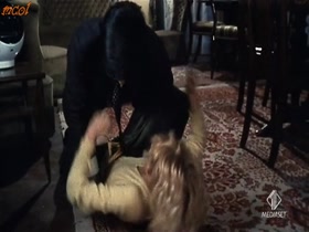 Josele Roman in La Supplente Va in Citta (1979) 9