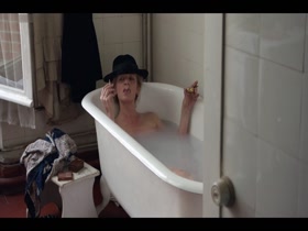 Georgia Scalliet, Elsa Lepoivre, Florence Viala in Les trois soeurs (2015) 14