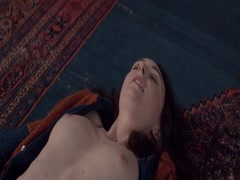 Lou Roy-Lecollinet, Melodie Richard in Trois souvenirs de ma jeunesse (2015) 13