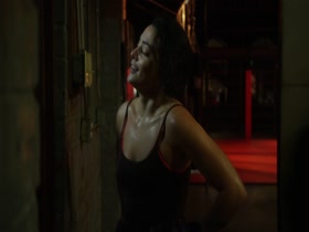 Natalie Martinez in Kingdom s02e06 (2015) 3