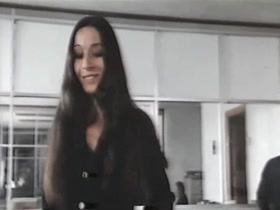 Isabel Luque in La boda del señor cura (1979)