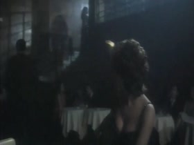 Esperanza Roy in El Sacerdote (1978) 15