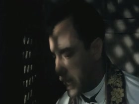 Esperanza Roy in El Sacerdote (1978) 3